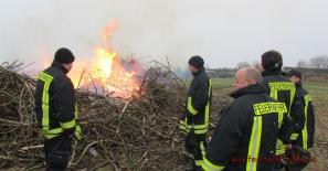 07.04.2012 Osterfeuer in Zemmin