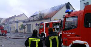 31.05.2010 Dachstuhlbrand im Wohn- und Geschäftshaus in Demmin